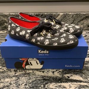 Minnie Mouse Disney Keds Size 8